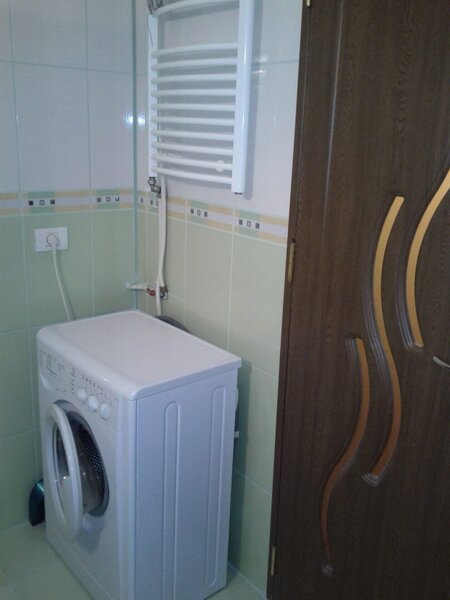 Basarabia, Tina Petre, 2 camere, etaj intermediar, liber de la 10.04.2026