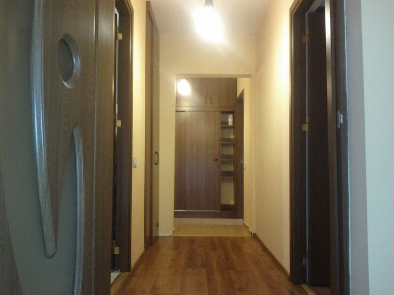 Basarabia, Tina Petre, 2 camere, etaj intermediar, liber de la 10.04.2026