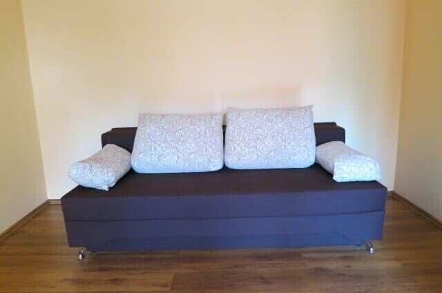 Basarabia, Tina Petre, 2 camere, etaj intermediar, liber de la 01.04.2026